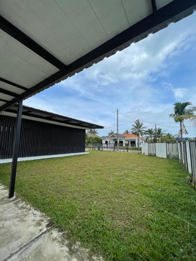 Nur Villa Sg Soi Musslimm Only Kuantan Buitenkant foto
